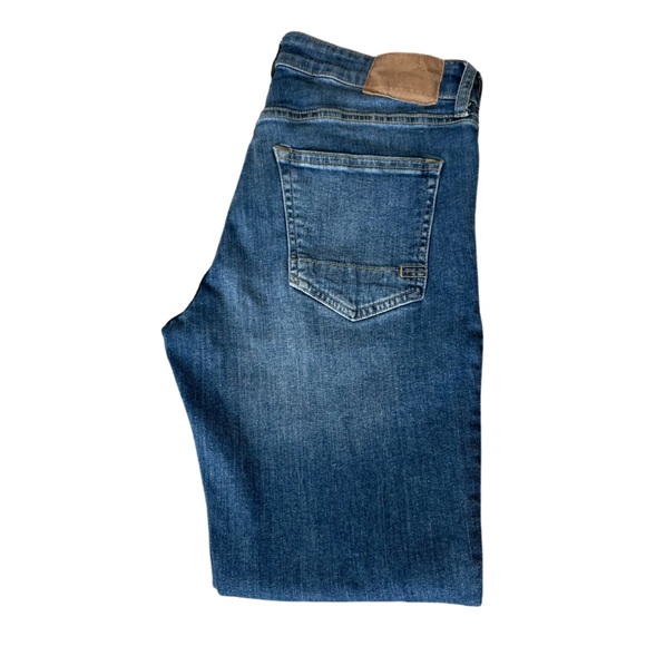 Aeropostale Dark Wash Skinny Jeans Size: 28 - Picture 3 of 8